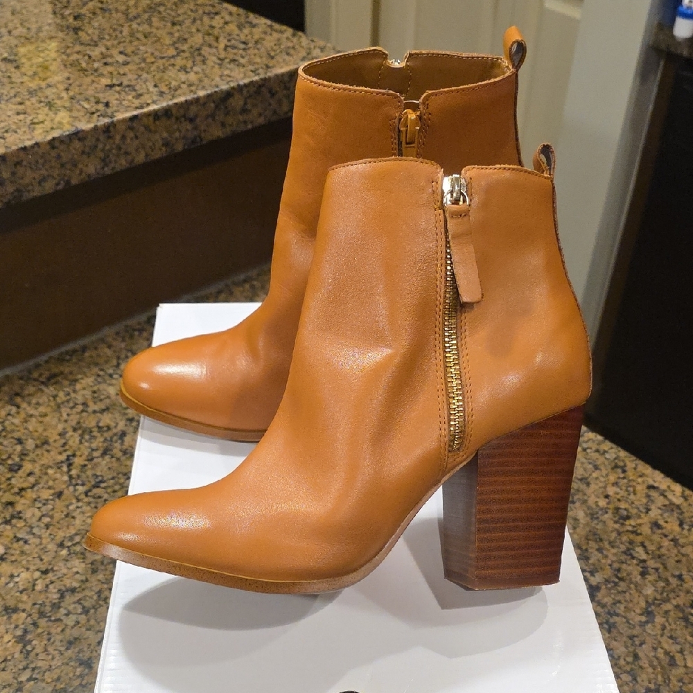Aldo Women's Brown Ankle Booties